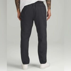Lululemon ABC Warpstreme Pull-On Pant Men’s Medium Obsidian Relaxed Tapered Fit
